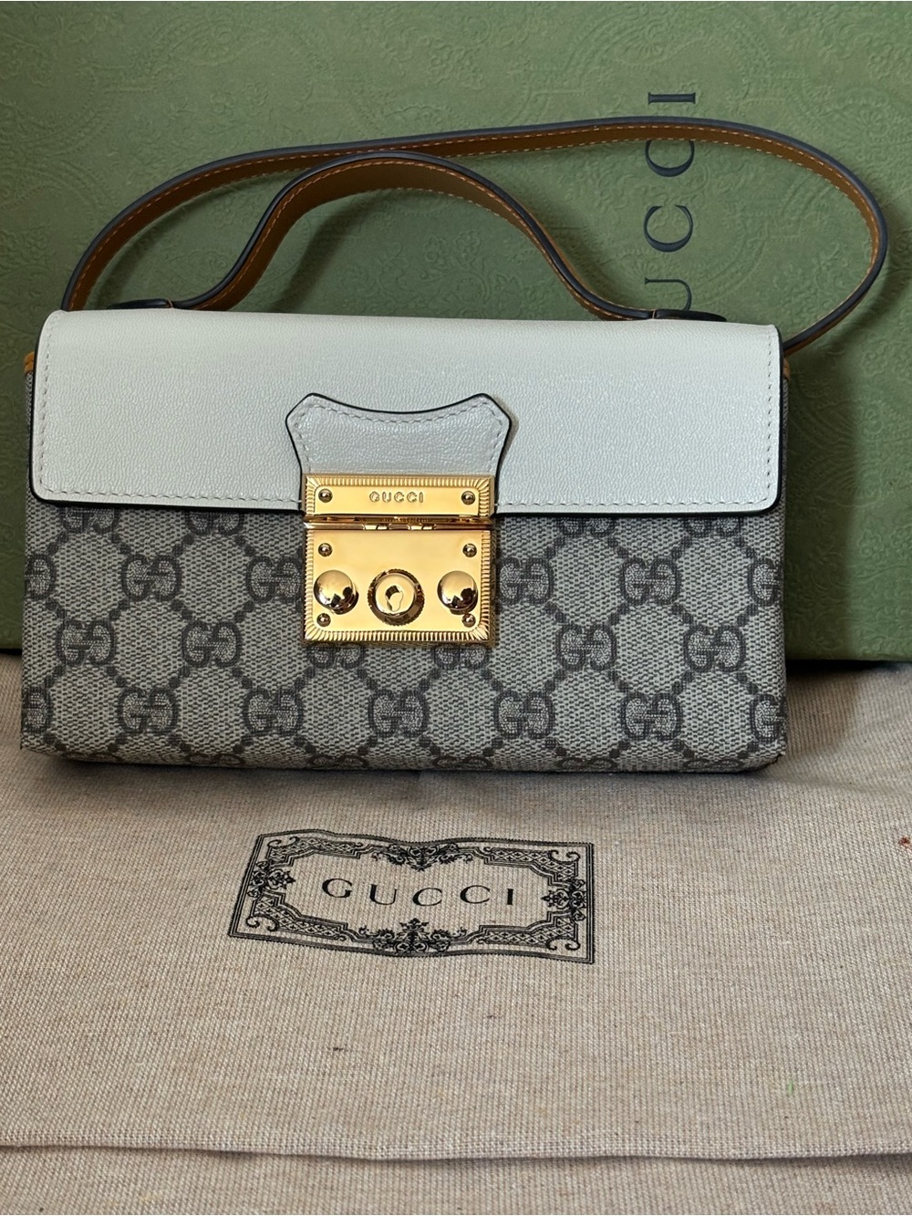Gucci Beige GG Supreme Canvas Shoulder Bag with White Flap and Gold Hardware